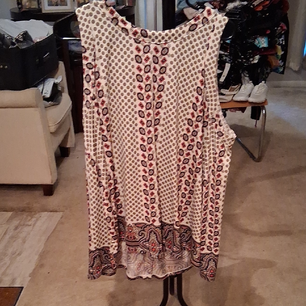 BCBGMaxAzria Sleeveless Top with Dot and Paisley Print